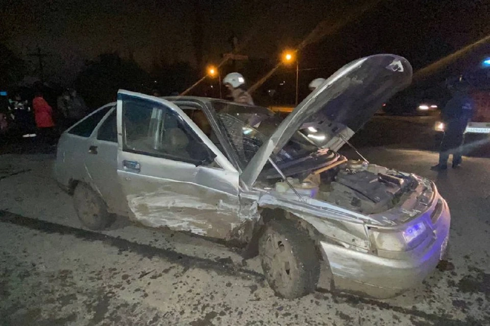 Два человека пострадали в аварии на трассе под Ростовом. Фото: ГИБДД по РО.