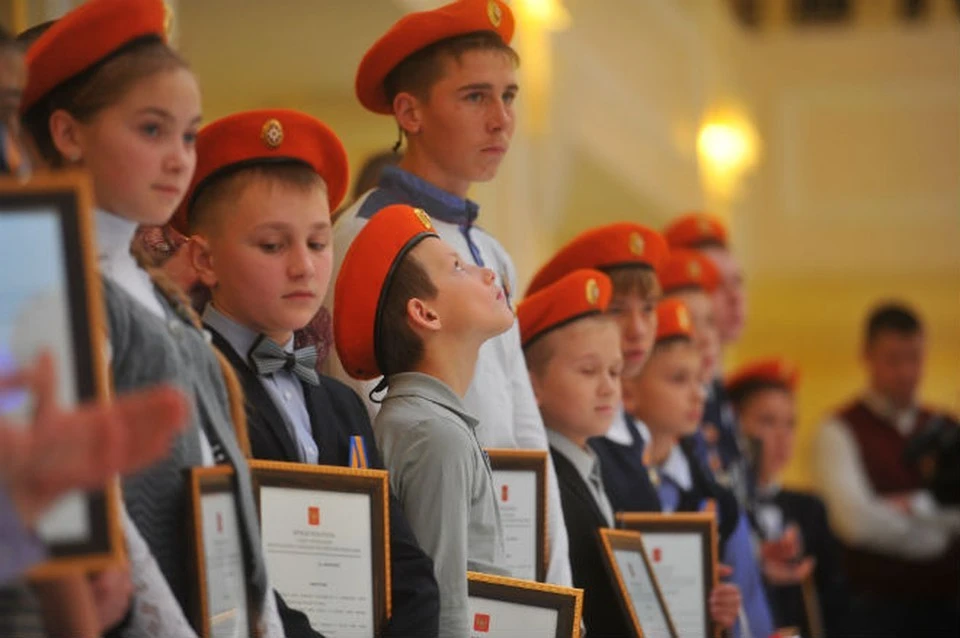 Подвиги подростков. Современные дети герои. Юные герои современности. Мужество для детей. Юные герои России.