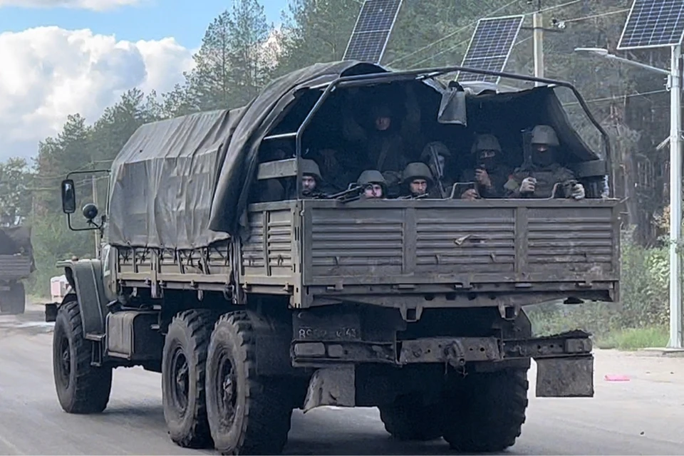Приморцы переживают за своих близких.