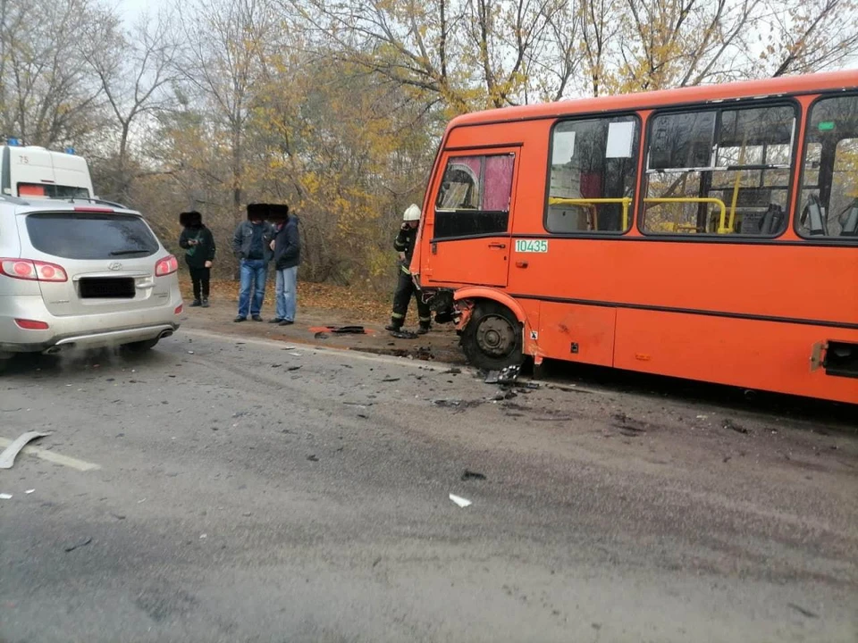 Пассажирам маршрутки потребовалась помощь медиков