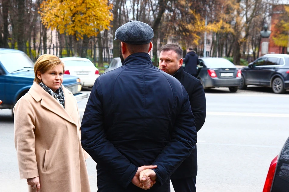 Елена Сорокина осмотрела ремонт трех улиц областного центра. Фото: администрация Рязани.