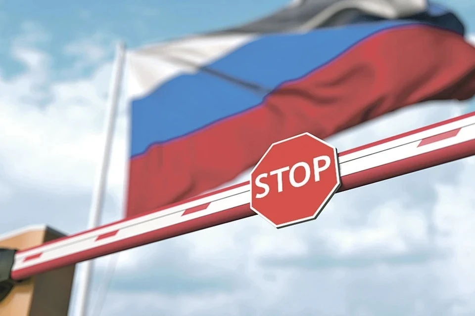 Число выездов из России выше, чем в прошлом году, но ниже, чем в допандемийном 2019-м