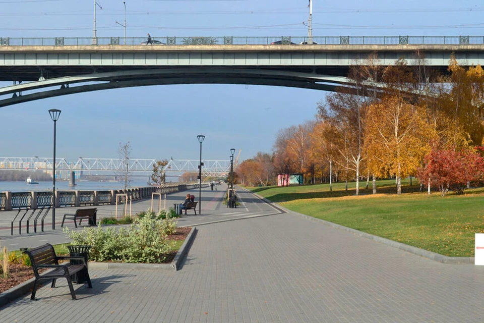 Новосибирск куда можно. Михайловская набережная Новосибирск. Парк Михайловская набережная. Новая набережная Новосибирск. Михайловская набережная Новосибирск 2021.