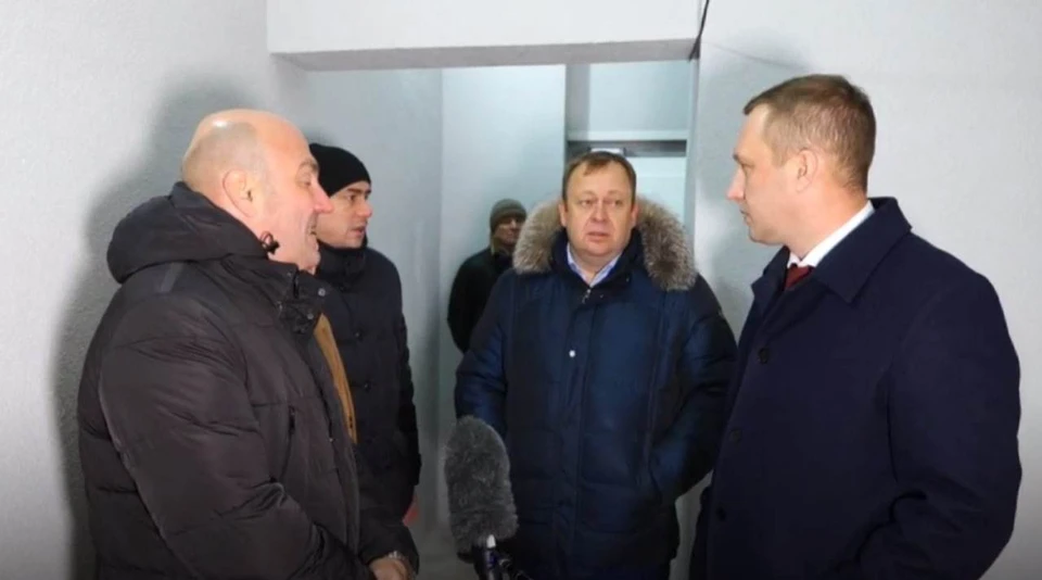Роман Бусаргин посетил проблемный дом