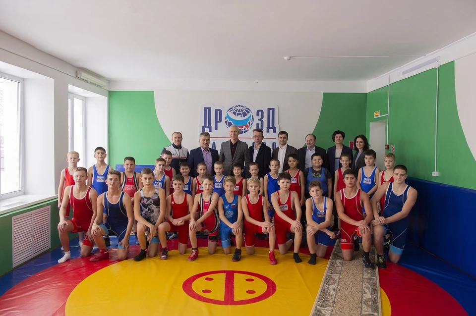 Олег Матыцин оценил спортивные инициативы «ФосАгро» в регионах. Фото: ПАО «ФосАгро»