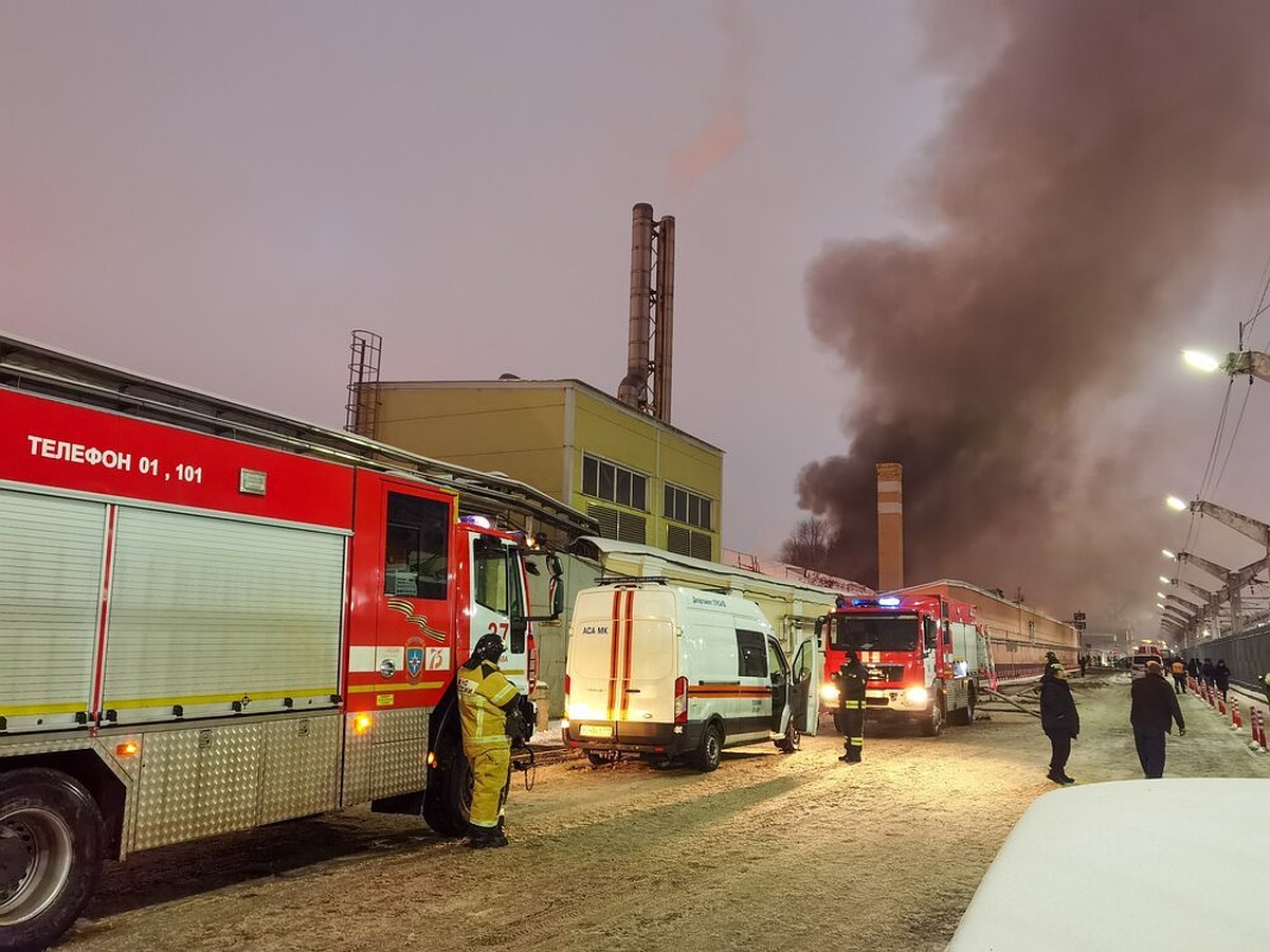 Большой пожар на Комсомольской площади в Москве 20 ноября 2022: что  известно, пострадавшие, подробности - KP.RU