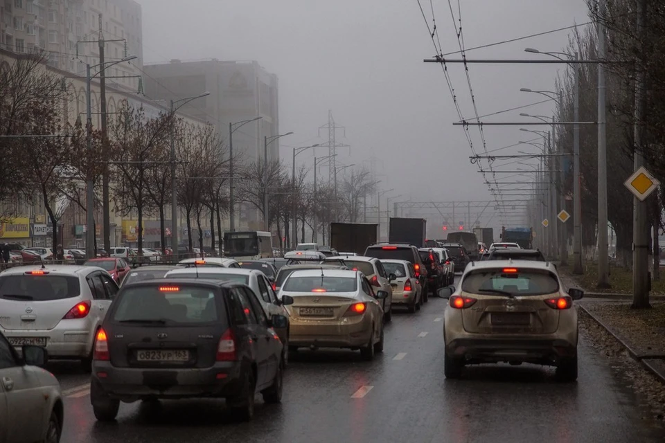 Пробки - частая проблема на Московском шоссе и улице Ново-Садовой