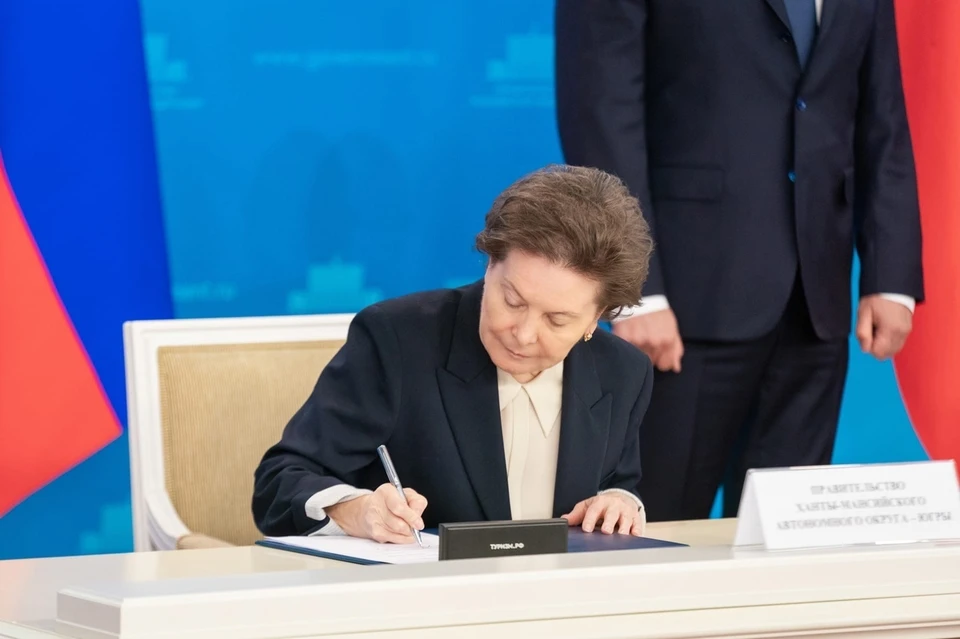 Губернатор ХМАО прокомментировала ситуацию с испорченной остановкой в Сургуте. Фото: страница губернатора ХМАО в соцсети