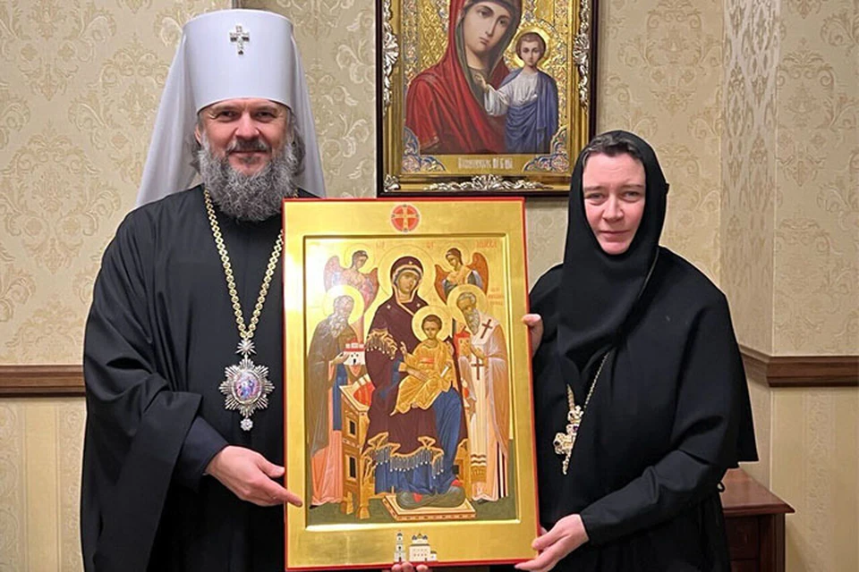 Петербургский Новодевичий монастырь передал Тверской епархии икону Богородицы "Экономисса" Фото: Тверская епархия