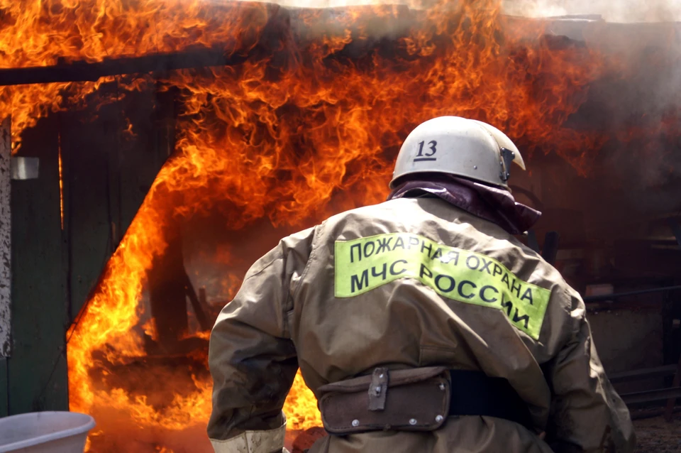 В Тюмени человек погиб из-за пожара в частном доме