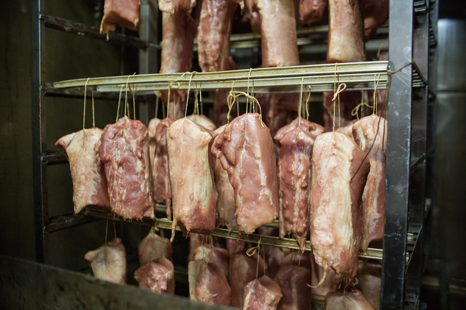 В Волгограде нашли фантомное производство мяса, молока и рыбы