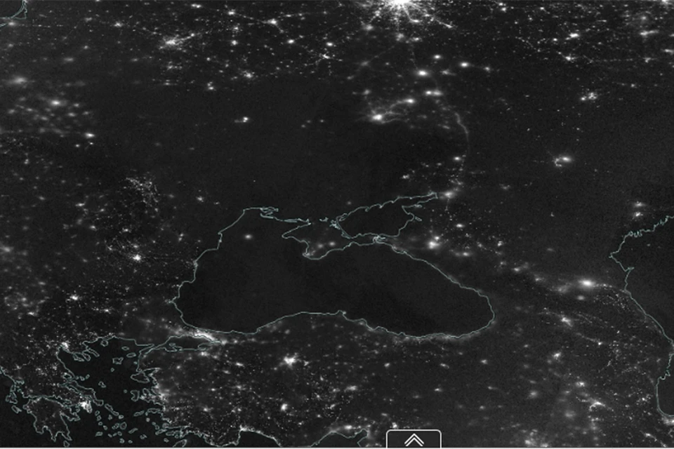 Так выгладит Украина ночью из космоса. Фото: NASA.