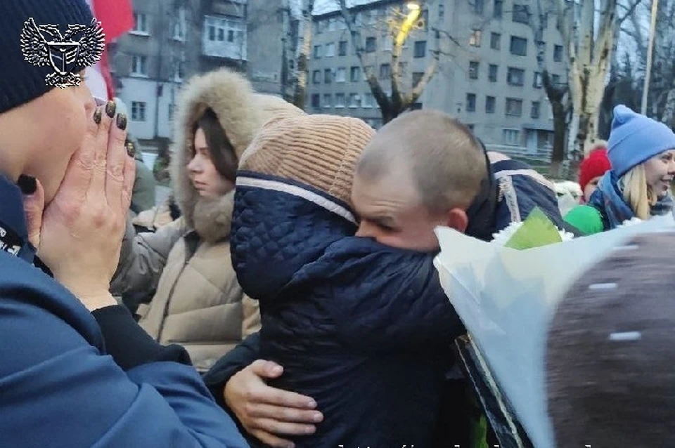 Вернулись домой еще десять защитников ДНР. Фото: ombudsman-dnr.ru