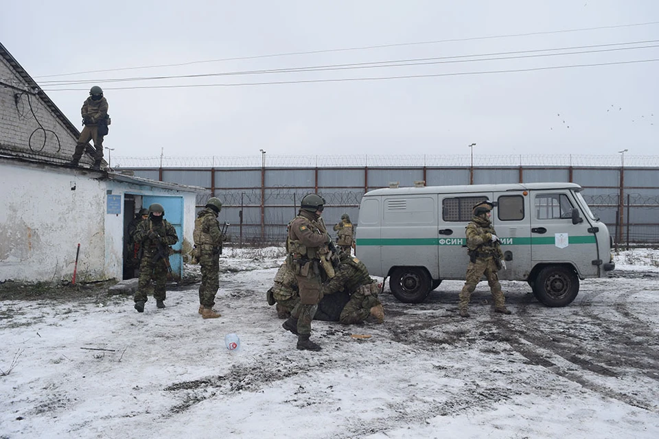 В рязанской колонии состоялись учения по задержанию сбежавших осужденных