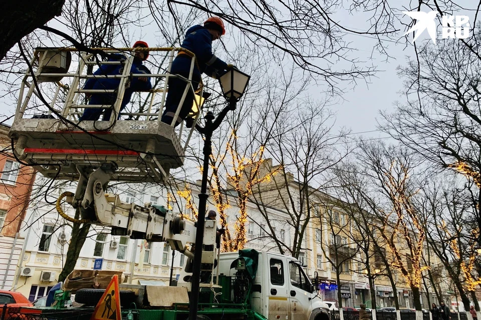 Подготовка к празднику уже начата.