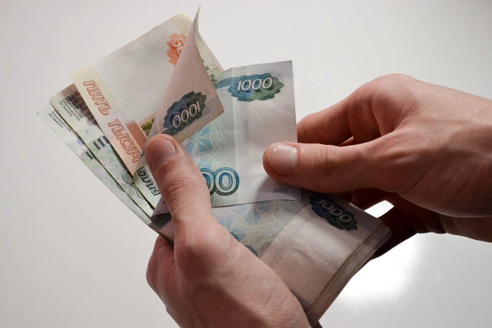 Беженцы получают единовременную выплату в размере 100 тысяч рублей.