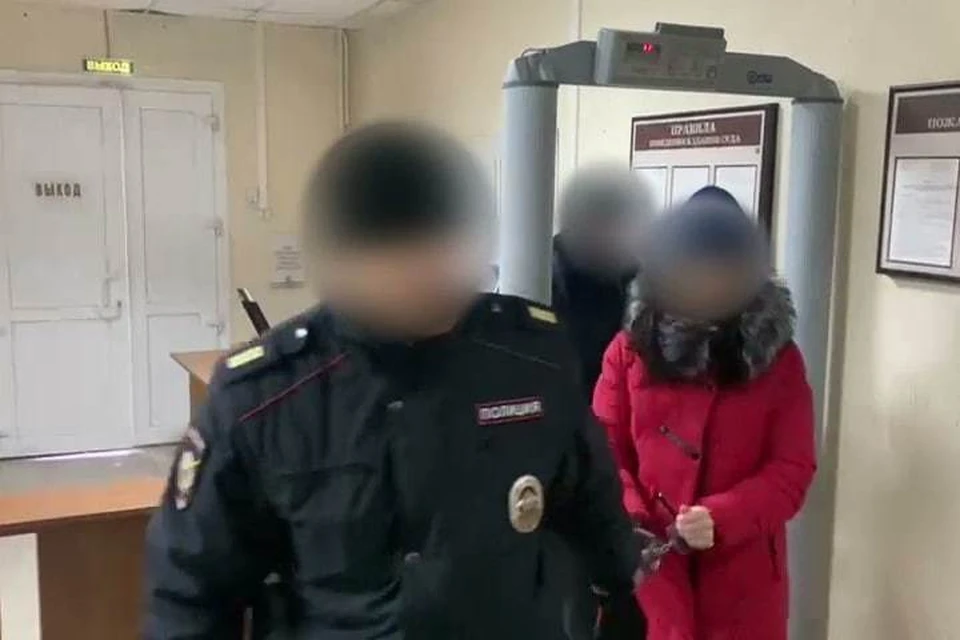 Сотрудницу банка из Иркутской области подозревают в краже 4 млн рублей у клиентов