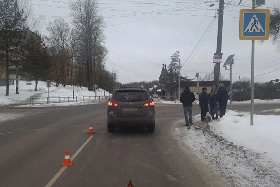 Женщина попала под машину на пешеходном переходе Фото: УГИБДД России по Тверской области