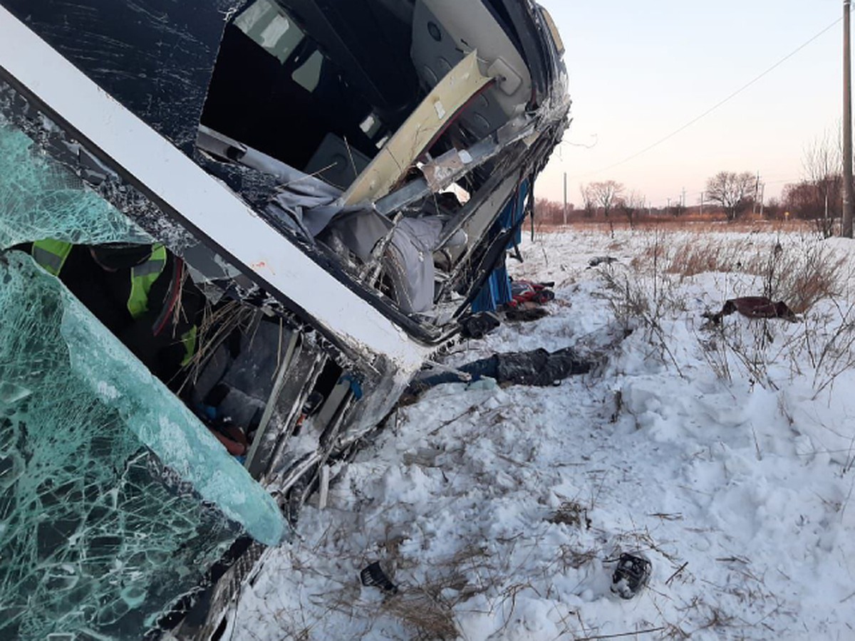 Обнародован список погибших в ДТП с автобусом на трассе Хабаровск -  Комсомольск 16 декабря - KP.RU