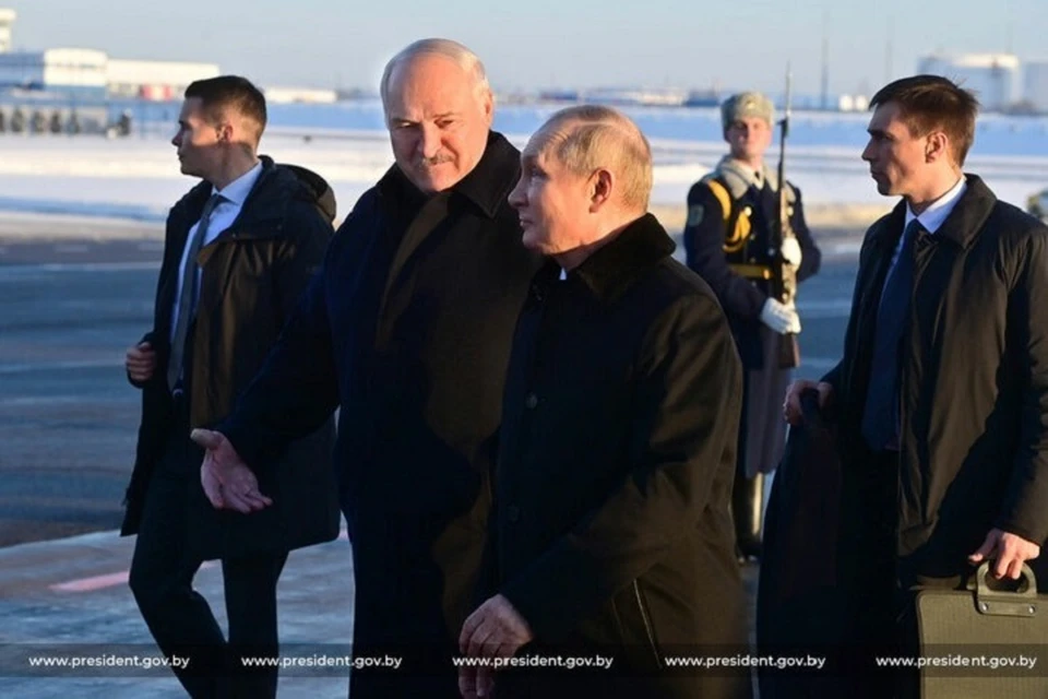 Общение Владимира Путина и Александра Лукашенко началось с первых минут на белорусской земле. Фото: president.gov.by