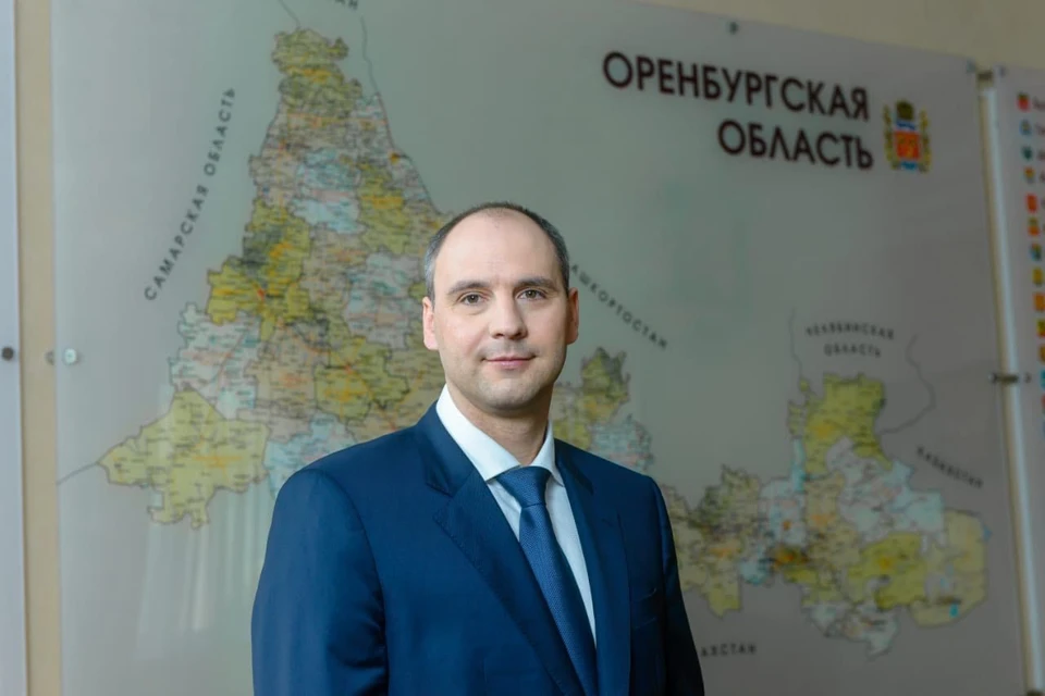 Глава Оренбуржья Денис Паслер поздравил энергетиков с профессиональным праздником