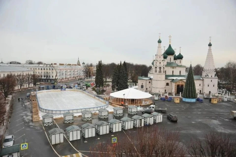 В Ярославле каток на Советской площади откроется позже назначенной даты
