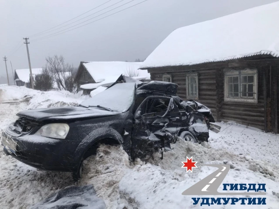 Погибли водитель и пассажир иномарки