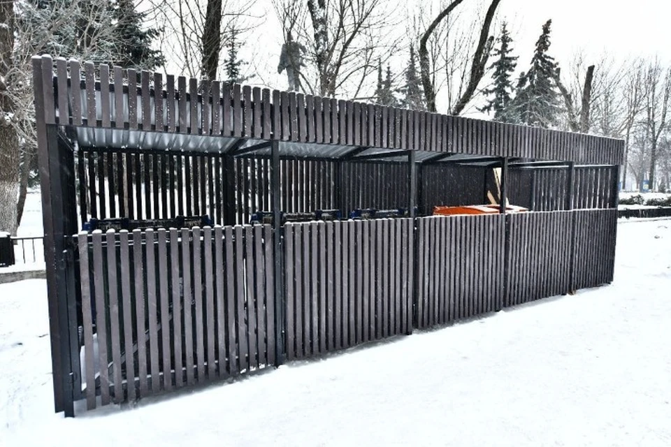 На Красной площади Ярославля установили новые мусорные контейнеры