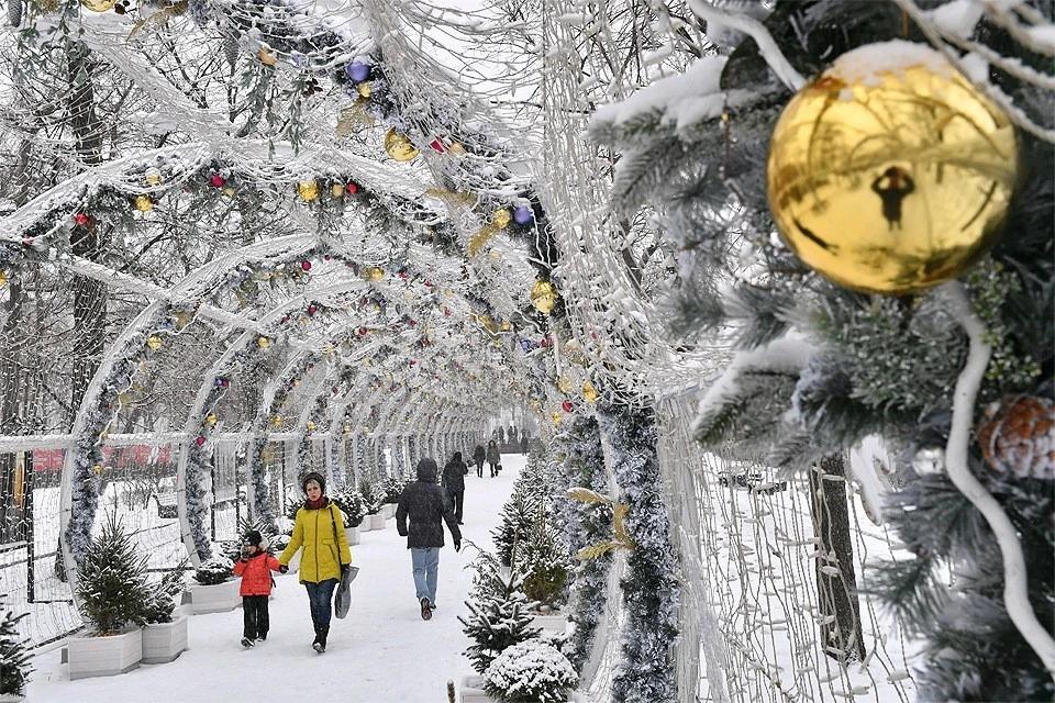 В новогодние каникулы москвичам придётся пережить резкие перемены в погоде