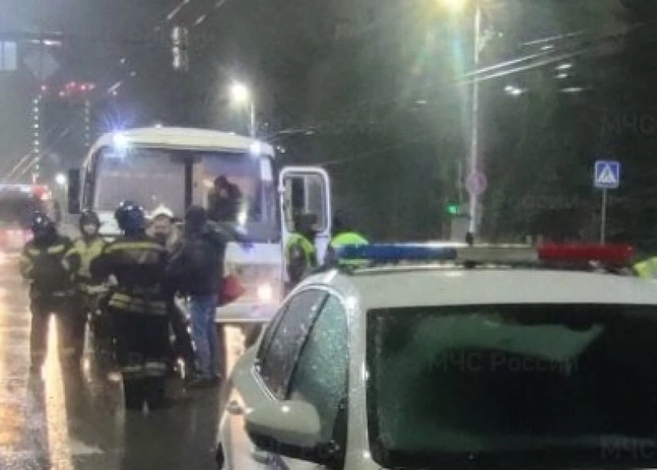 В момент аварии было еще темно.