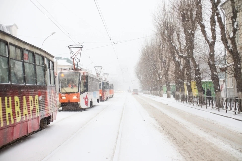 В Уфе 2 января из-за обильного снегопада временно приостановили движение трех трамвайных маршрутов – №5, 16 и 18.