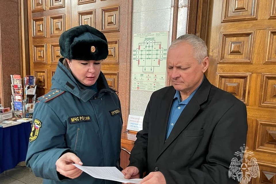 Храмы и церкви перед Рождеством проверили спасатели Хабаровского края