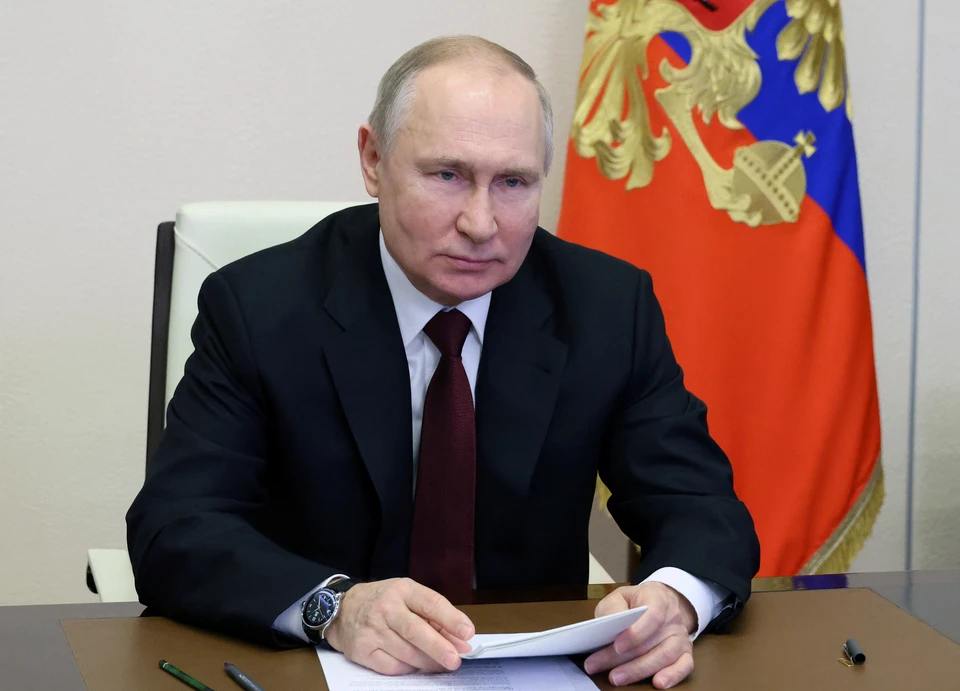 Режим прекращения огня будет действовать с 12:00 6 января до 24:00 7 января 2023 года, уточнили в Кремле