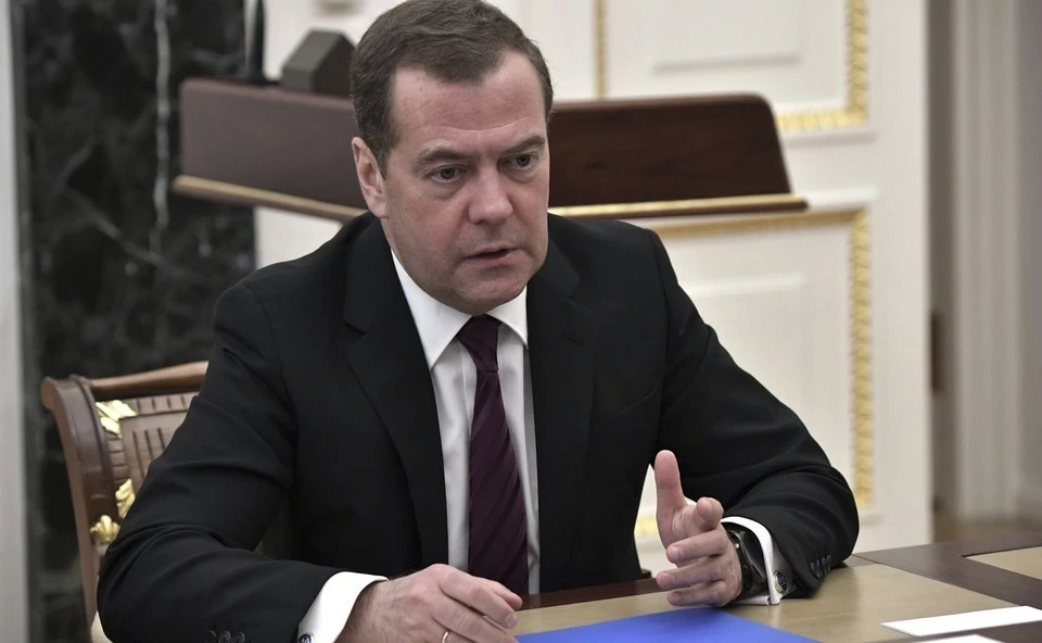 Медведев заявил, что Украина отвергла «руку христианского милосердия», отказавшись прекращать огонь на Рождество