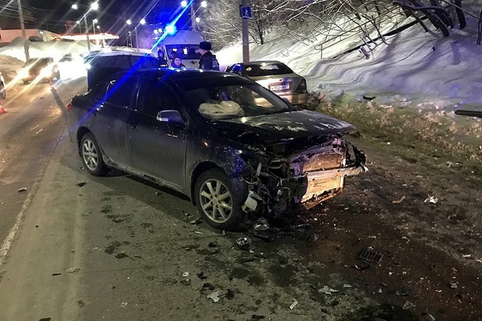 Медицинская помощь потребовалась двум детям: 5 и 12 лет. Фото: пресс-служба МВД по Чувашии