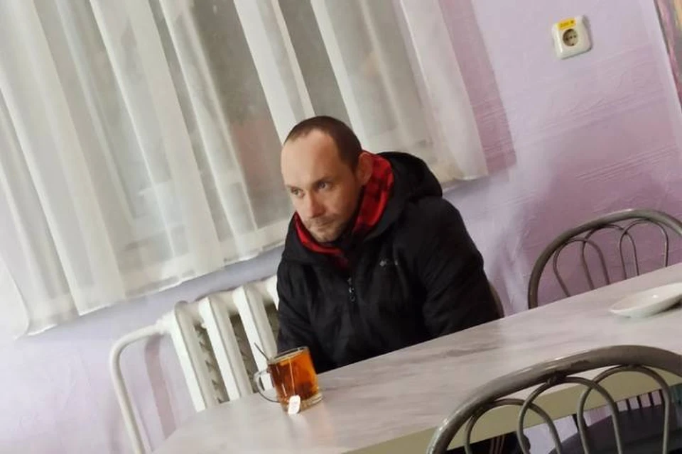 Для 30-градусных морозов путешественник одет совсем не по погоде. ФОТО: vk.com/lizaalert_kirov