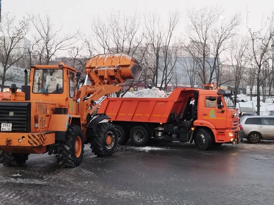 С 1 по 8 января дорожники работали круглосуточно.