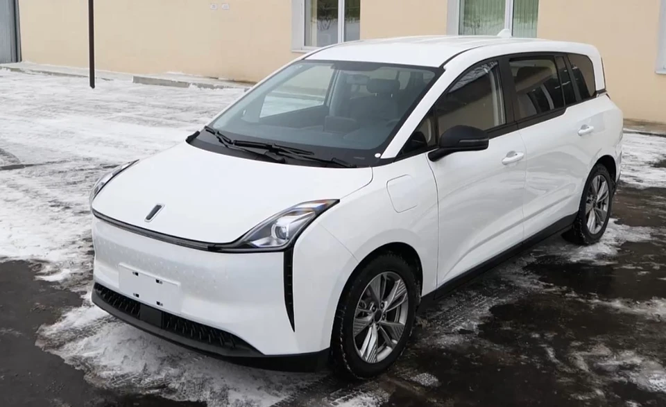 Китайский электромобиль FAW будет выпускаться в России под брендом Alfarus.