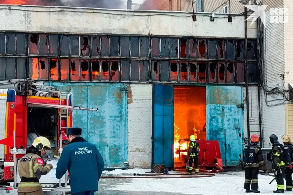 Прокуратура организовала проверку по факту пожара в здании на улице Добролюбова в Москве