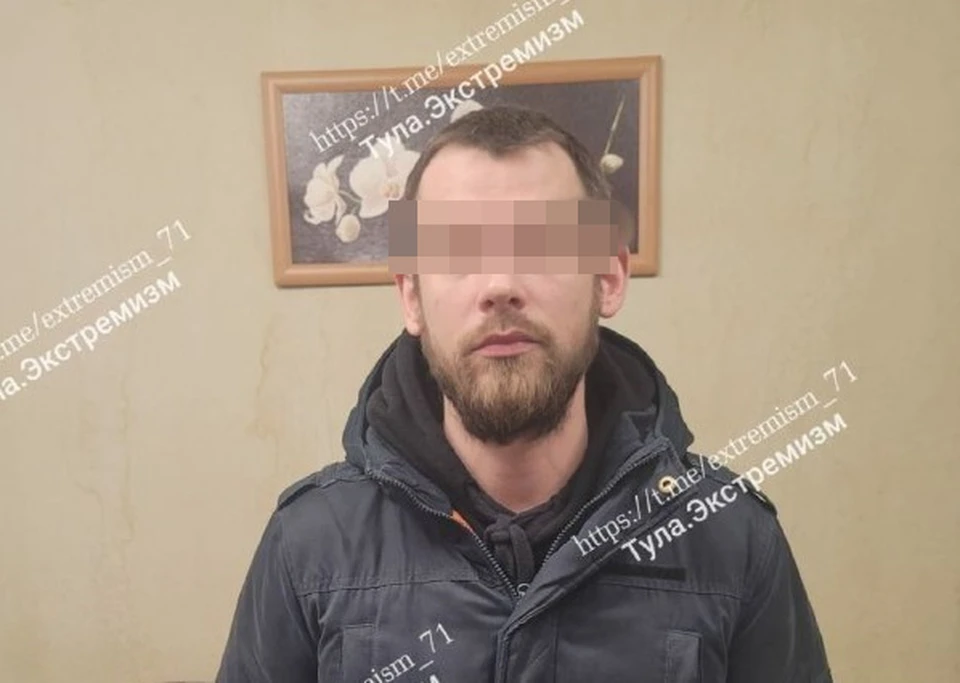 В Туле задержали мужчину за дискредитирующую надпись в туалете торгового центра «Глобус»