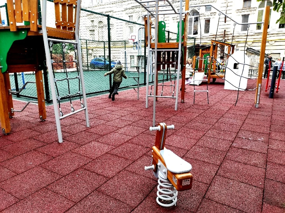 В 2023 году в Самаре благоустроят дворы, сделают новые детские и спортивные площадки