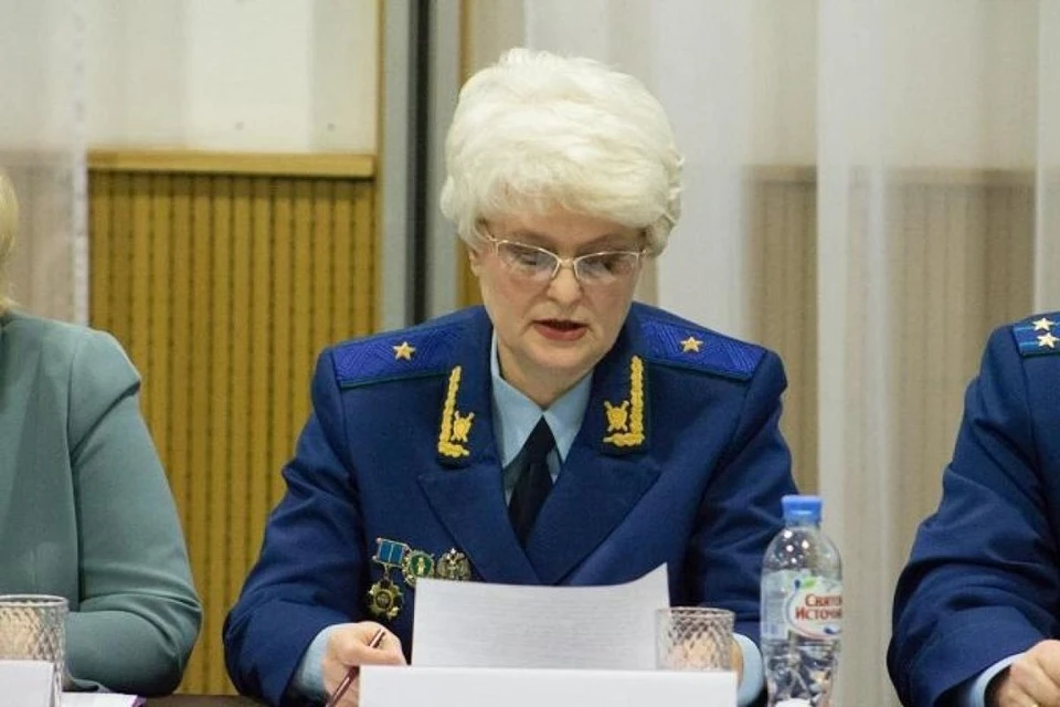 В Новосибирске продлили арест бывшему зампрокурора региона Любови Кузьменок. Фото: Прокуратура НСО.