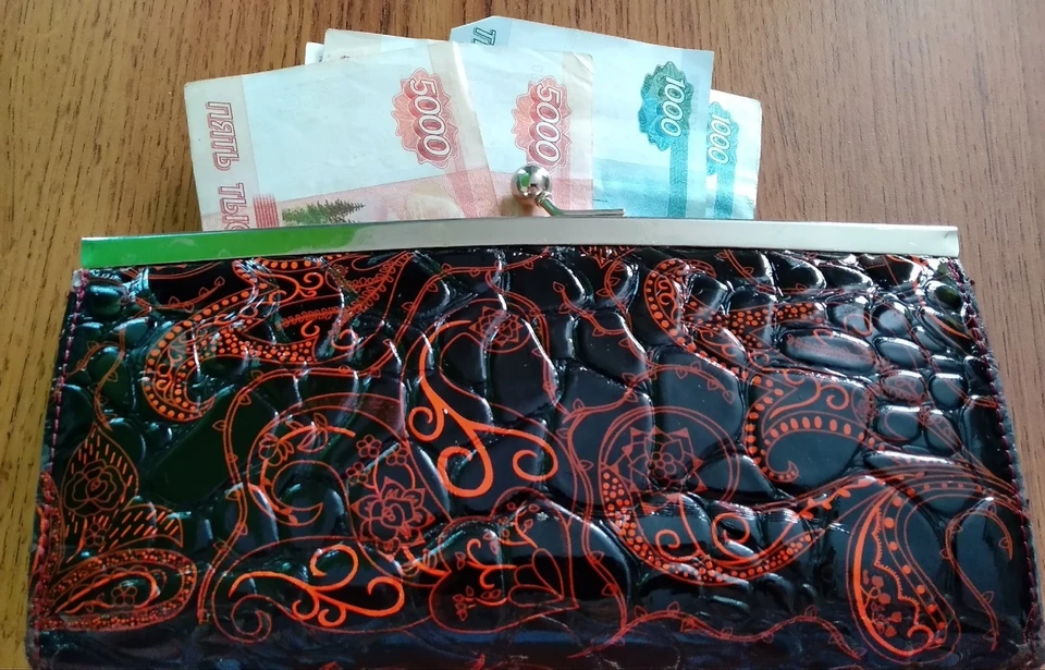 Астраханке позвонил сотрудник банка и сообщил о задолженности в сумме 59 574 рублей