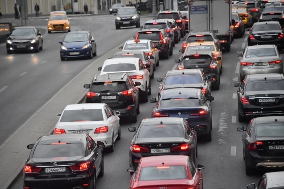 Ученые: Загрязнение дорог рискует ухудшить работу мозга