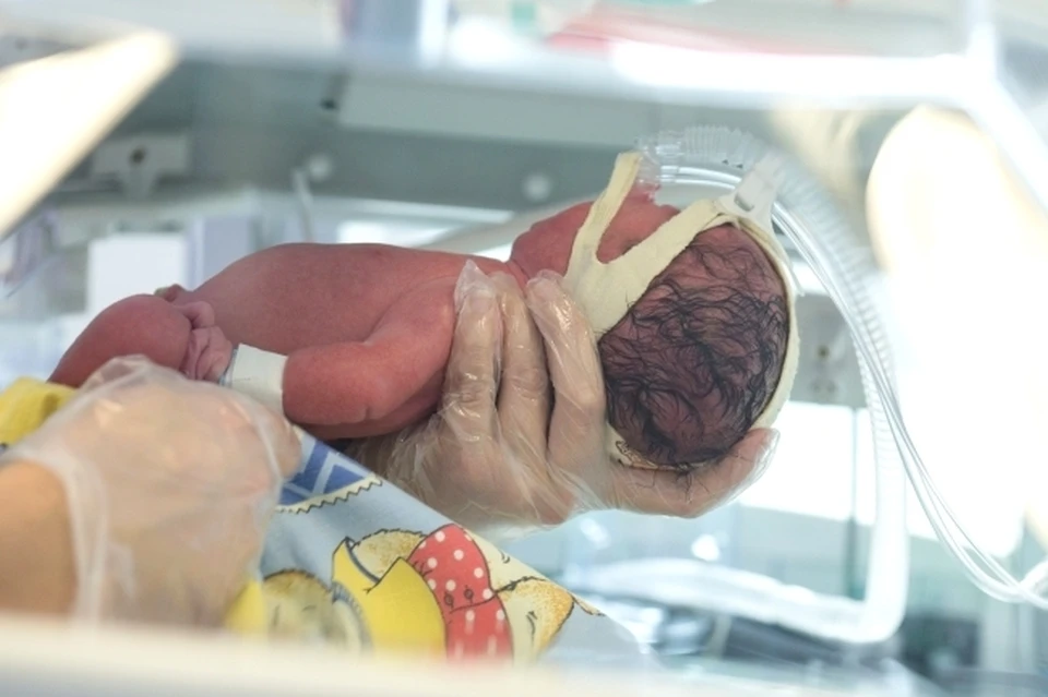 Специалистам предстоит выяснить, родился ли ребенок мертвым или же умер еще в утробе матери.