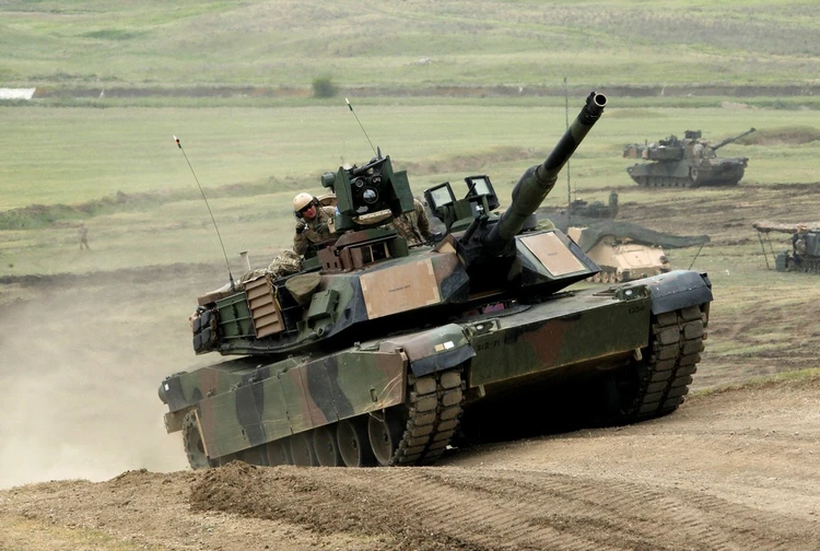 Как Россия остановит танковую армаду НАТО на Украине: "Леопард" против "Прорыва", "Абрамсы" против Генерала Мороза