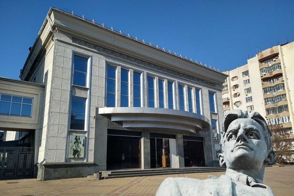 Владимир Маяковский написал стихотворение про Краснодар.