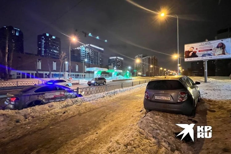 В страшной аварии в Екатеринбурге, где иномарка сбила четырех человек, пострадали три брата