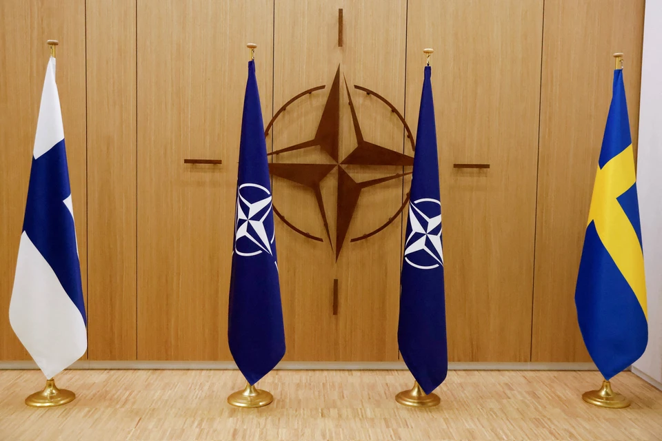 Бывший еврокомиссар Ферхойген: Запад сознательно перешел черту, предложив Украине стать членом НАТО