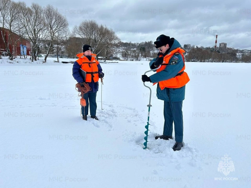 На Яченском водохранилище лед толщиной 35-37 сантиметров.